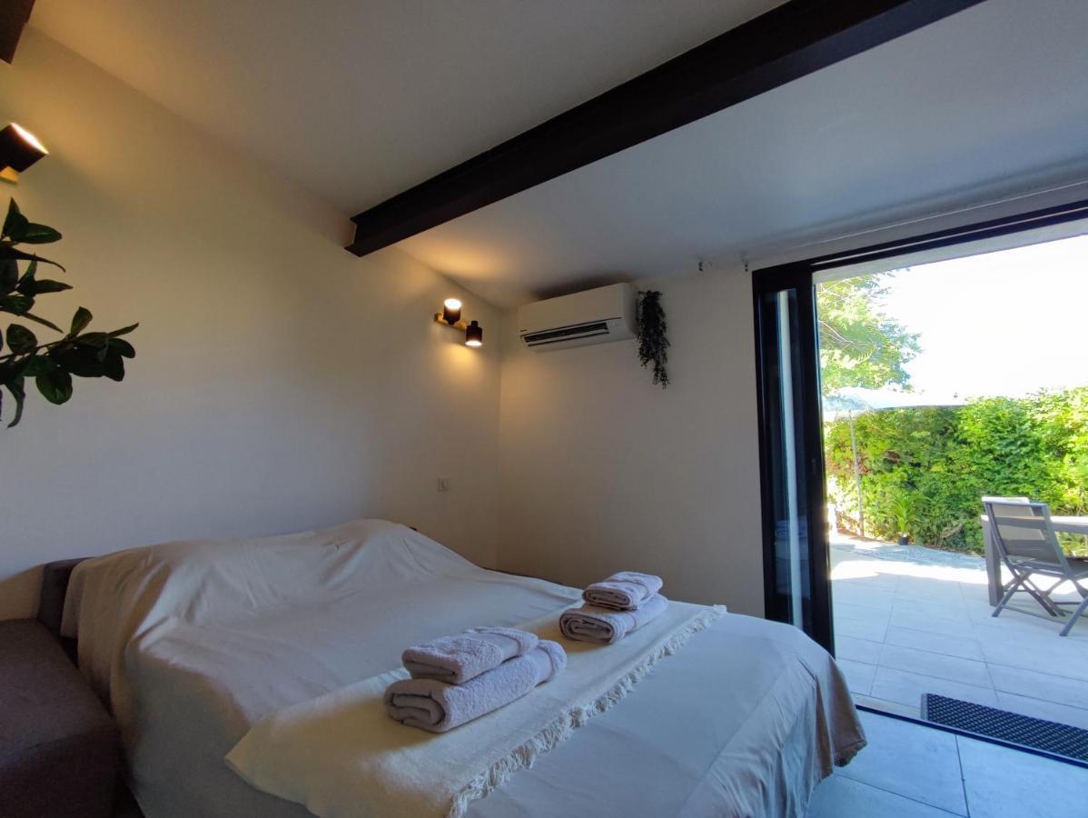 L'Ousto - Studio Avec Magnifique Terrasse A 5 Min De Cassis Roquefort-la-Bedoule Luaran gambar