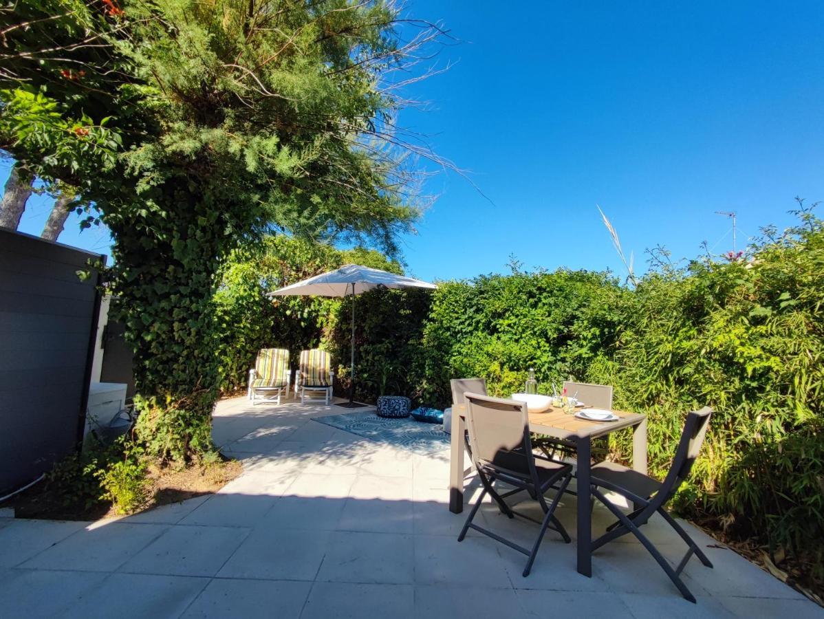 L'Ousto - Studio Avec Magnifique Terrasse A 5 Min De Cassis Roquefort-la-Bedoule Luaran gambar